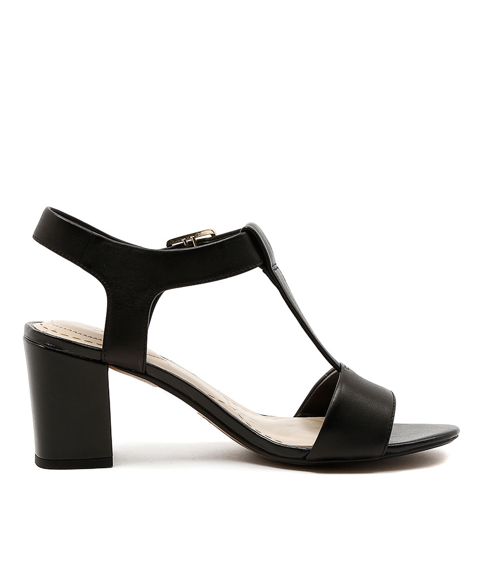 clarks smart deva black