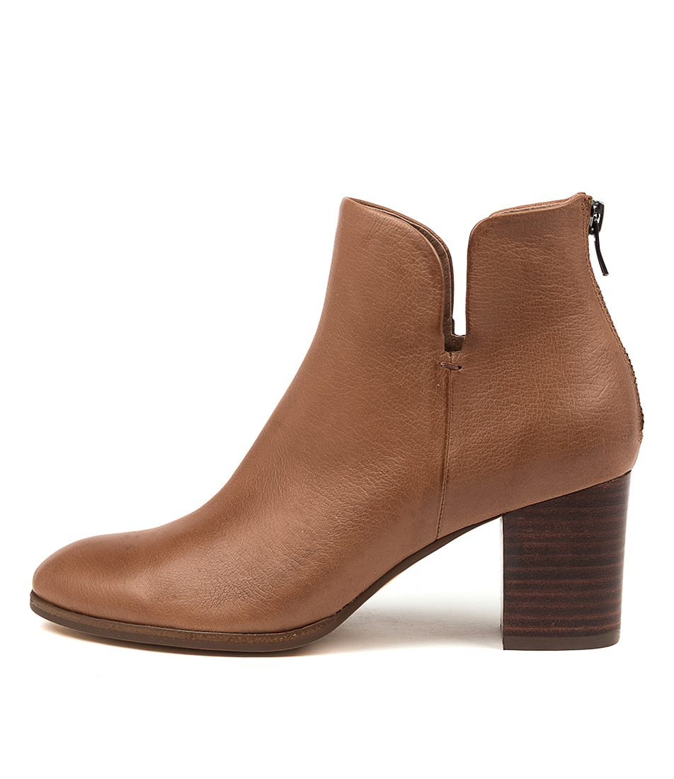 deitha cafe boot