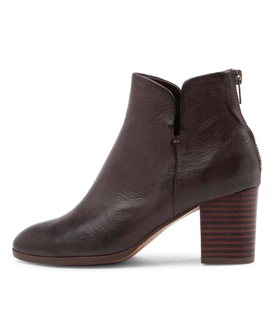 deitha cafe boot