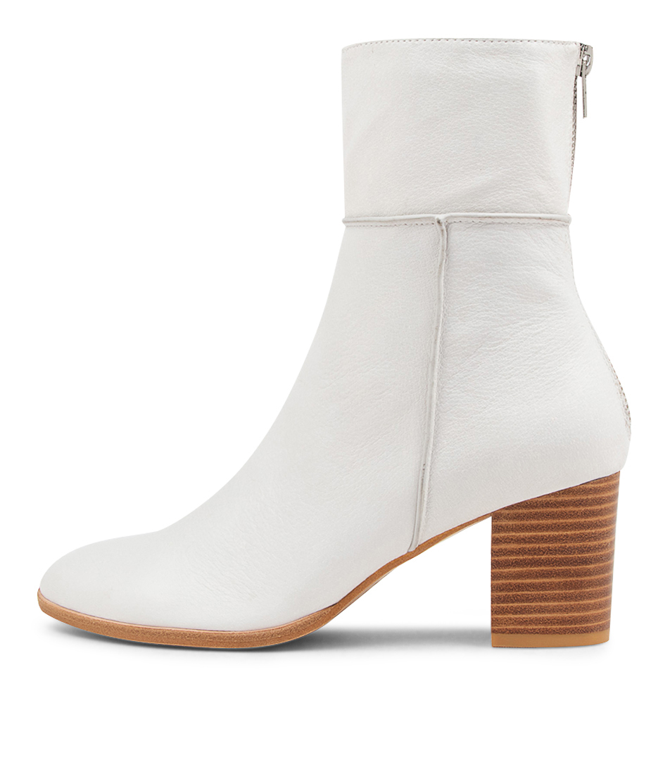 Boots Shop Boots Online from Diana Ferrari