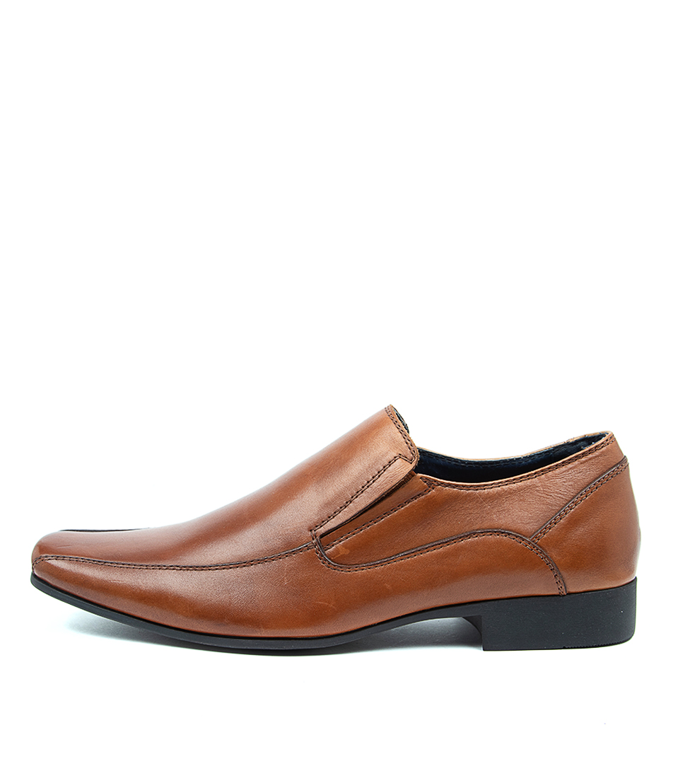 mens slip on dress shoes