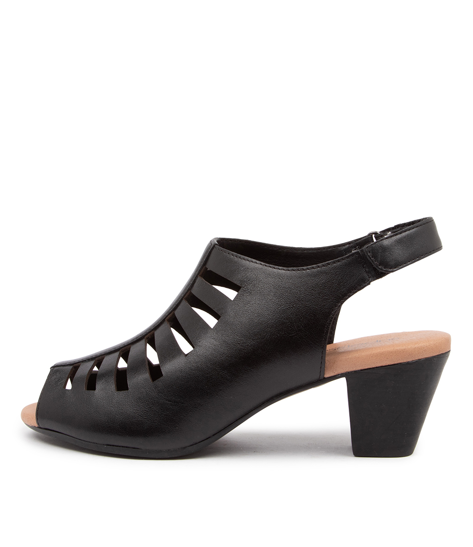 inessa dark tan steve madden