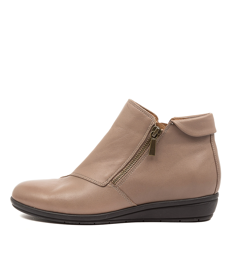 supersoft edithvale boot