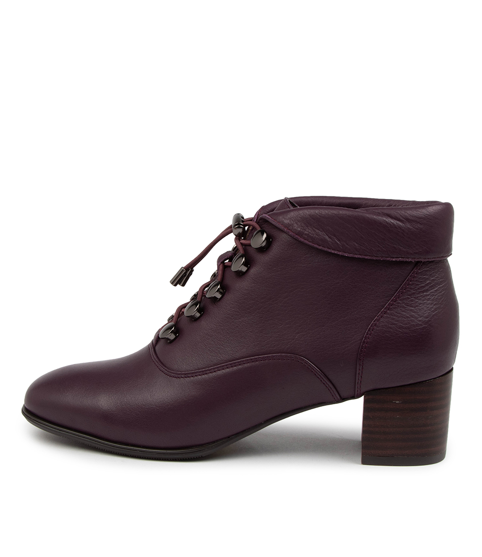 supersoft edithvale boot